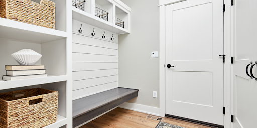 Transforming Your Entryway: The Art of Efficient and Stylish Closet Design